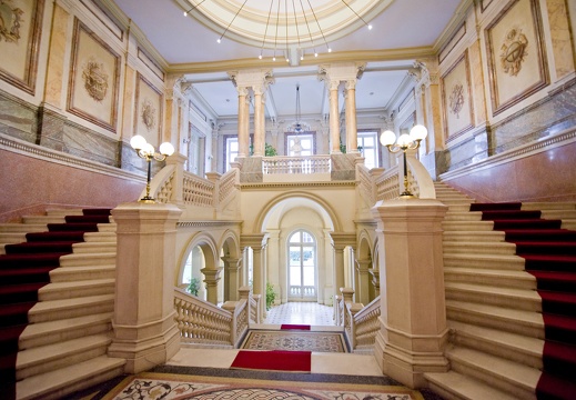 Préfecture du Gard à Nîmes