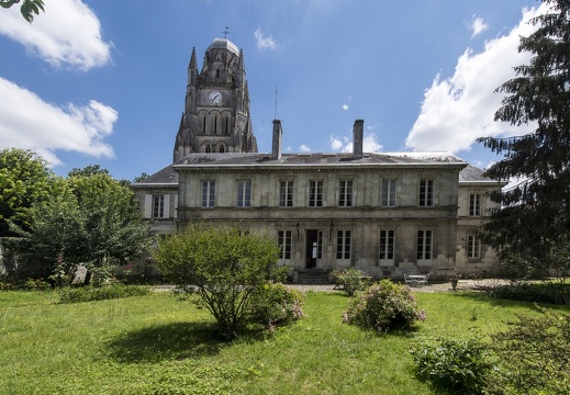 Sous-Préfecture de Saintes